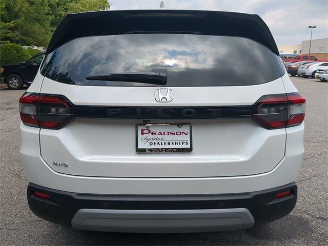 new 2025 Honda Pilot car, priced at $47,505