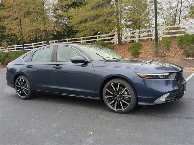 new 2025 Honda Accord Hybrid car, priced at $40,395