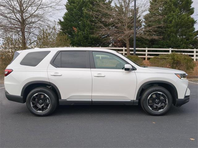 new 2025 Honda Pilot car, priced at $49,350