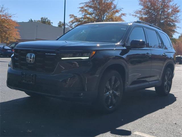 new 2025 Honda Pilot car, priced at $55,975