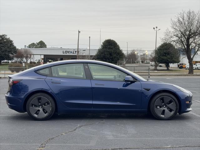 used 2021 Tesla Model 3 car, priced at $21,000