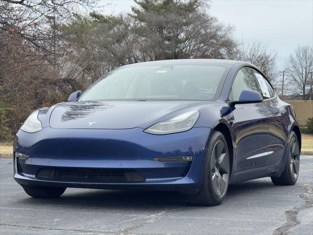 used 2021 Tesla Model 3 car, priced at $21,000