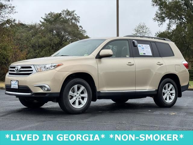 used 2012 Toyota Highlander car, priced at $15,700