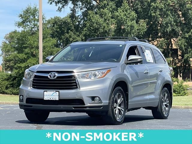 used 2016 Toyota Highlander car, priced at $22,400