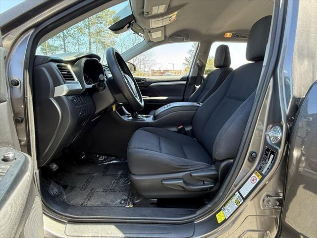 used 2017 Toyota Highlander car, priced at $18,400