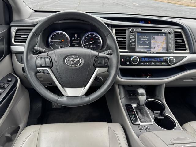 used 2016 Toyota Highlander car, priced at $20,400