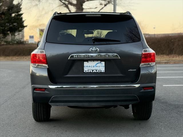 used 2012 Toyota Highlander car, priced at $16,700