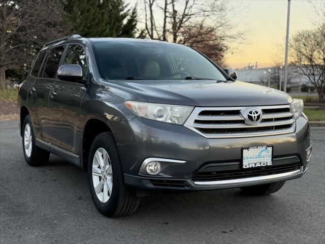 used 2012 Toyota Highlander car, priced at $16,700