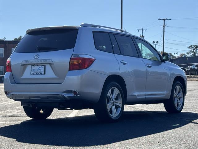 used 2010 Toyota Highlander car, priced at $13,400