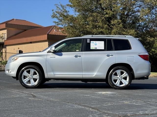 used 2010 Toyota Highlander car, priced at $13,400