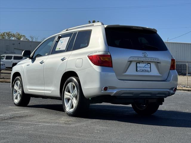 used 2010 Toyota Highlander car, priced at $13,400