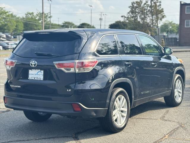 used 2015 Toyota Highlander car, priced at $18,000
