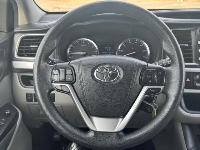 used 2015 Toyota Highlander car, priced at $17,700