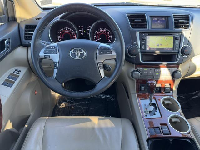 used 2013 Toyota Highlander car, priced at $15,700