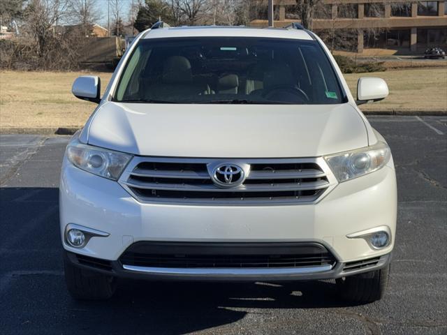 used 2013 Toyota Highlander car, priced at $15,700