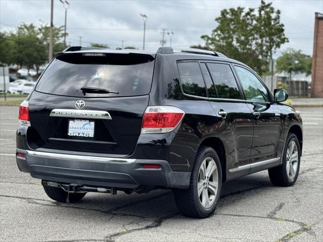 used 2011 Toyota Highlander car, priced at $13,000