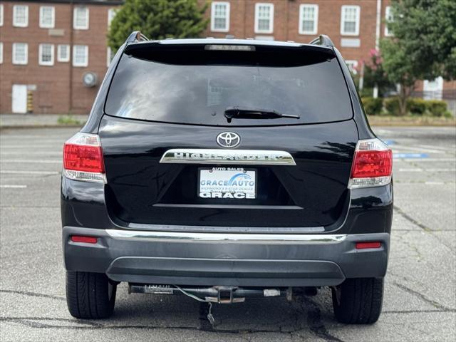 used 2011 Toyota Highlander car, priced at $13,000