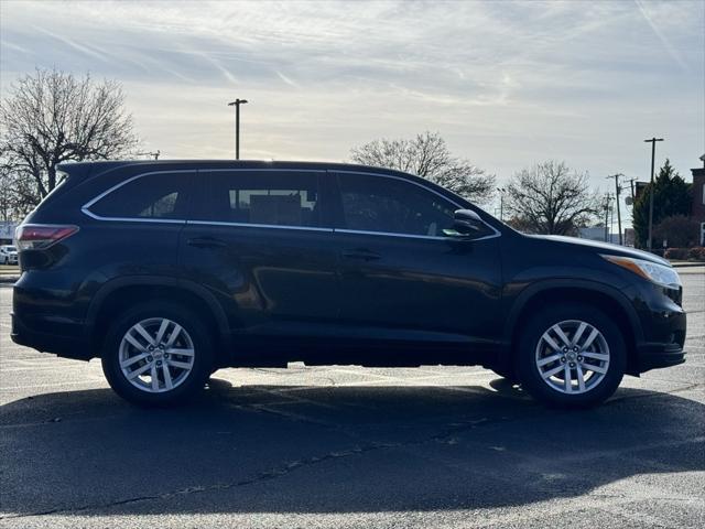 used 2015 Toyota Highlander car, priced at $17,600