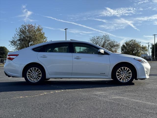 used 2014 Toyota Avalon Hybrid car, priced at $16,400