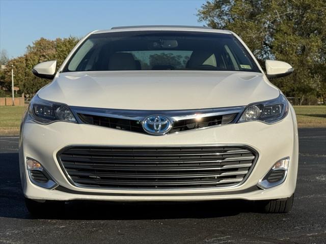 used 2014 Toyota Avalon Hybrid car, priced at $16,400