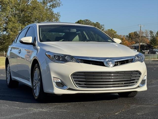 used 2014 Toyota Avalon Hybrid car, priced at $16,400