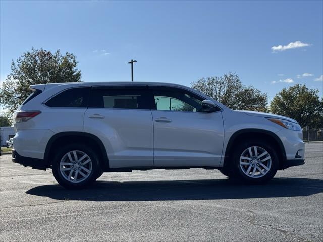 used 2015 Toyota Highlander car, priced at $21,000