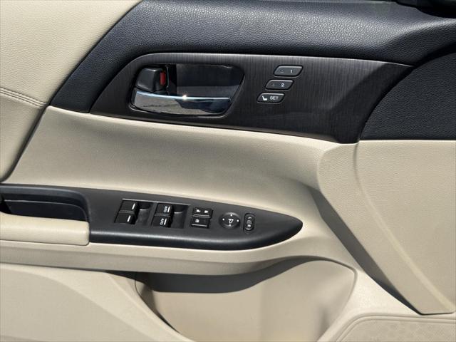 used 2013 Honda Accord car, priced at $16,400
