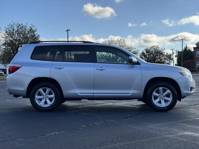 used 2010 Toyota Highlander car, priced at $12,000