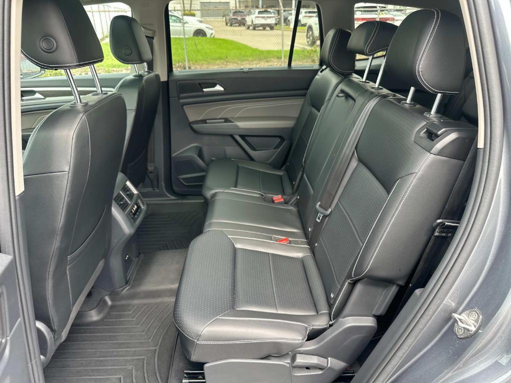 used 2022 Volkswagen Atlas car, priced at $25,900
