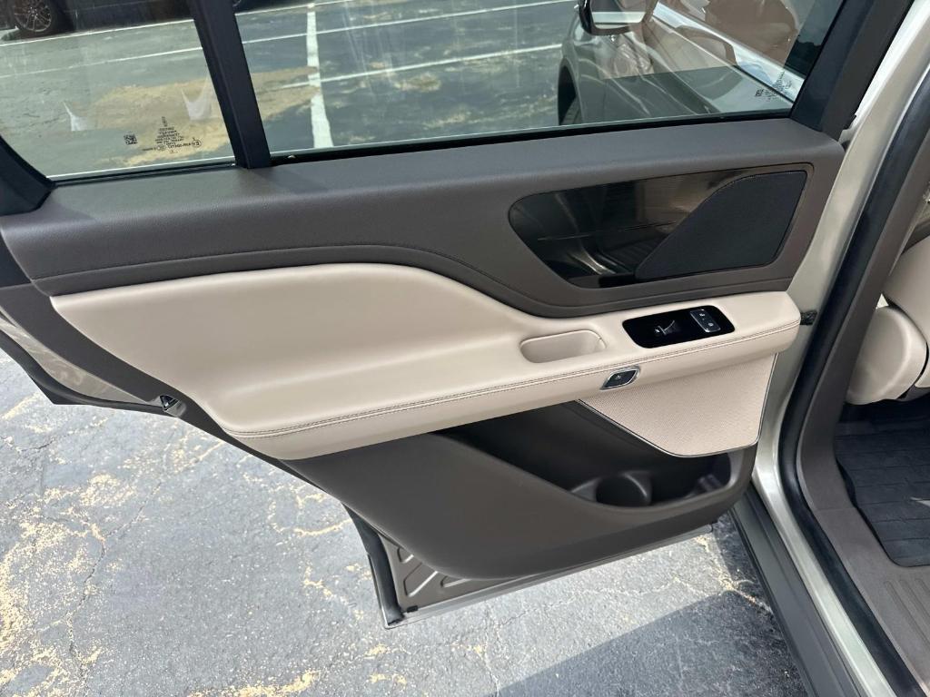 used 2023 Lincoln Aviator car, priced at $36,980