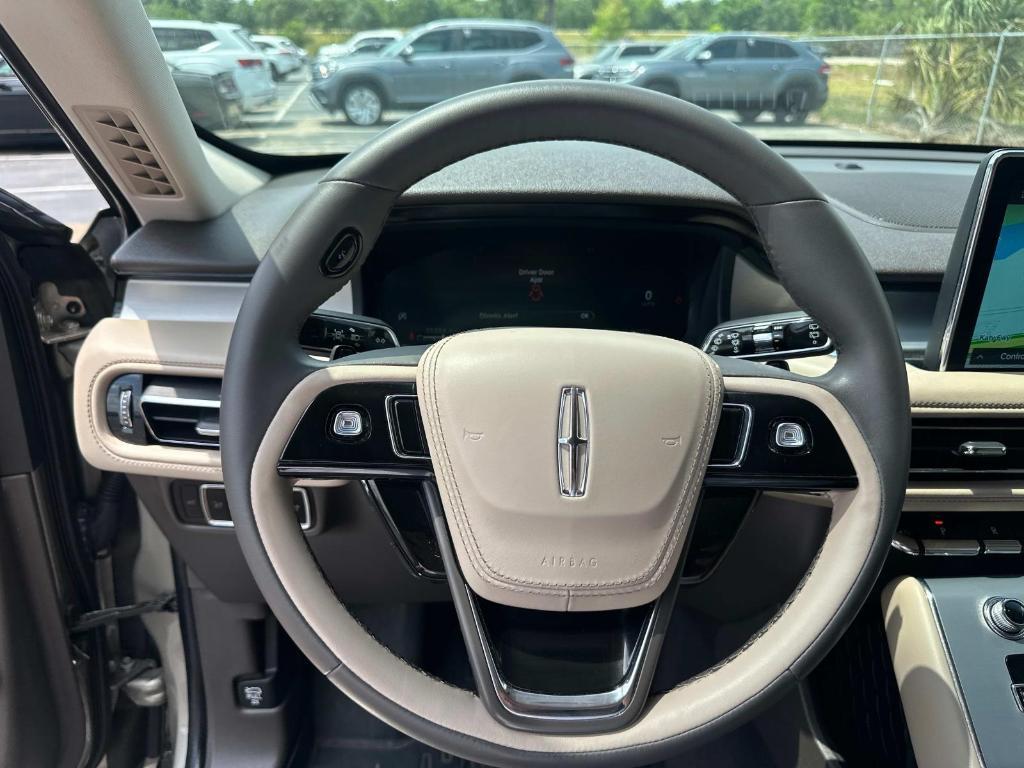 used 2023 Lincoln Aviator car, priced at $36,980