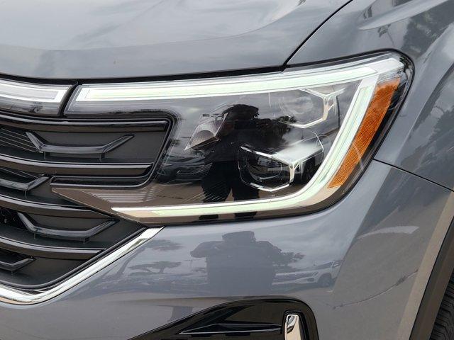 new 2025 Volkswagen Atlas car