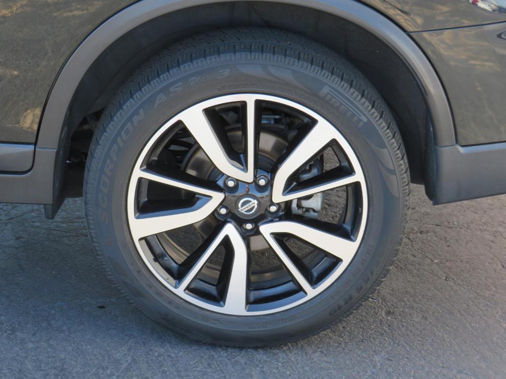 used 2019 Nissan Rogue car, priced at $12,750