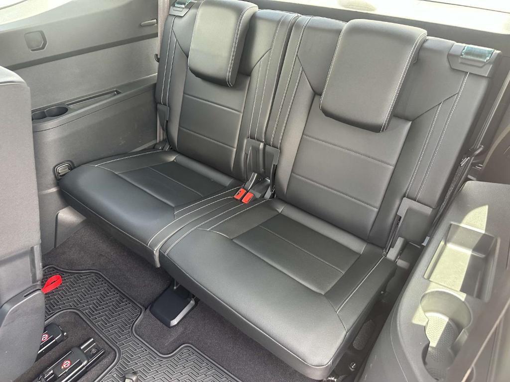 used 2021 Volkswagen Atlas car, priced at $24,900