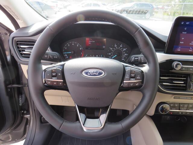 used 2022 Ford Escape car, priced at $21,212