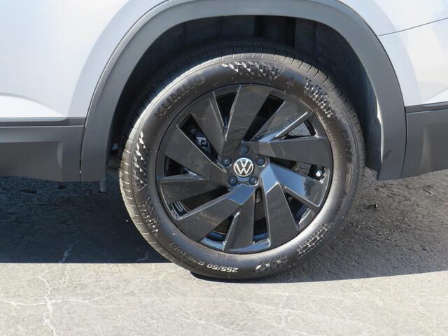 used 2024 Volkswagen Atlas car, priced at $37,900