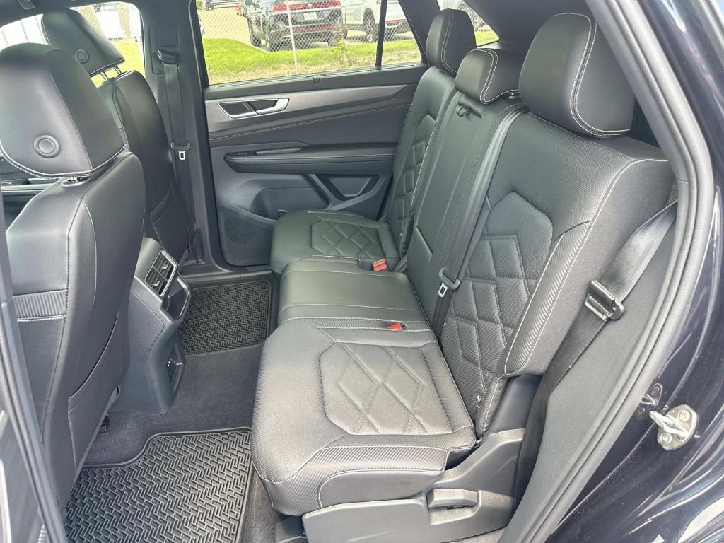 used 2025 Volkswagen Atlas Cross Sport car, priced at $39,900