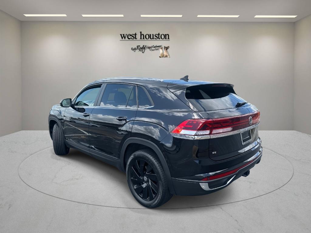 used 2025 Volkswagen Atlas Cross Sport car, priced at $39,900