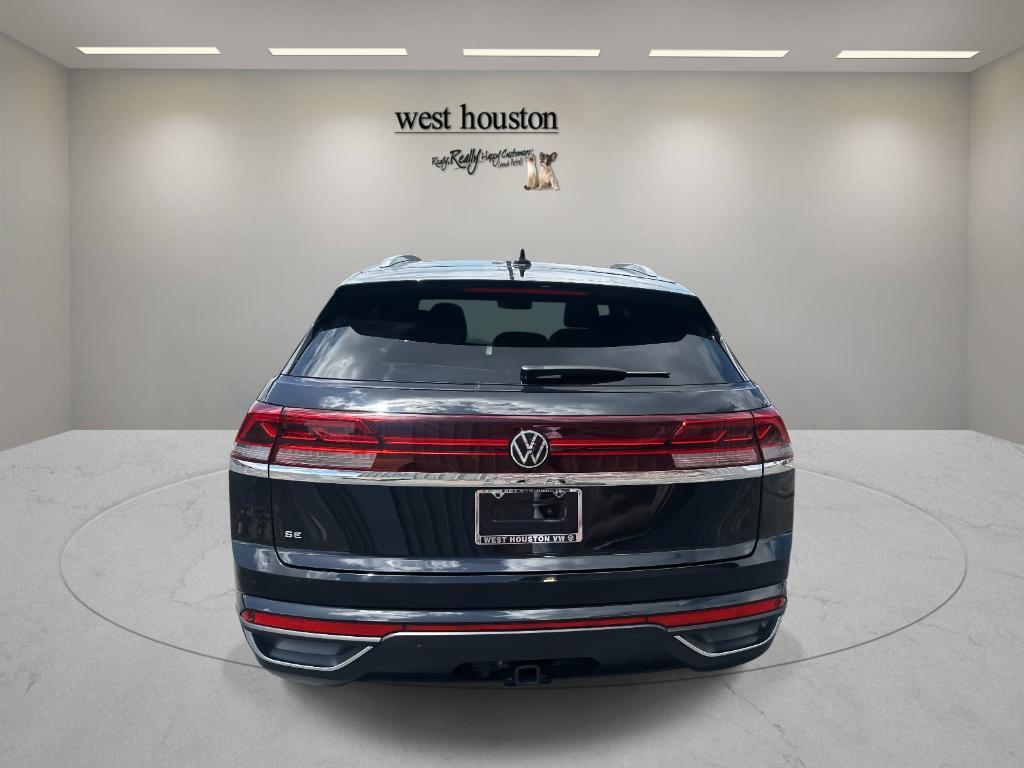 used 2025 Volkswagen Atlas Cross Sport car, priced at $39,900