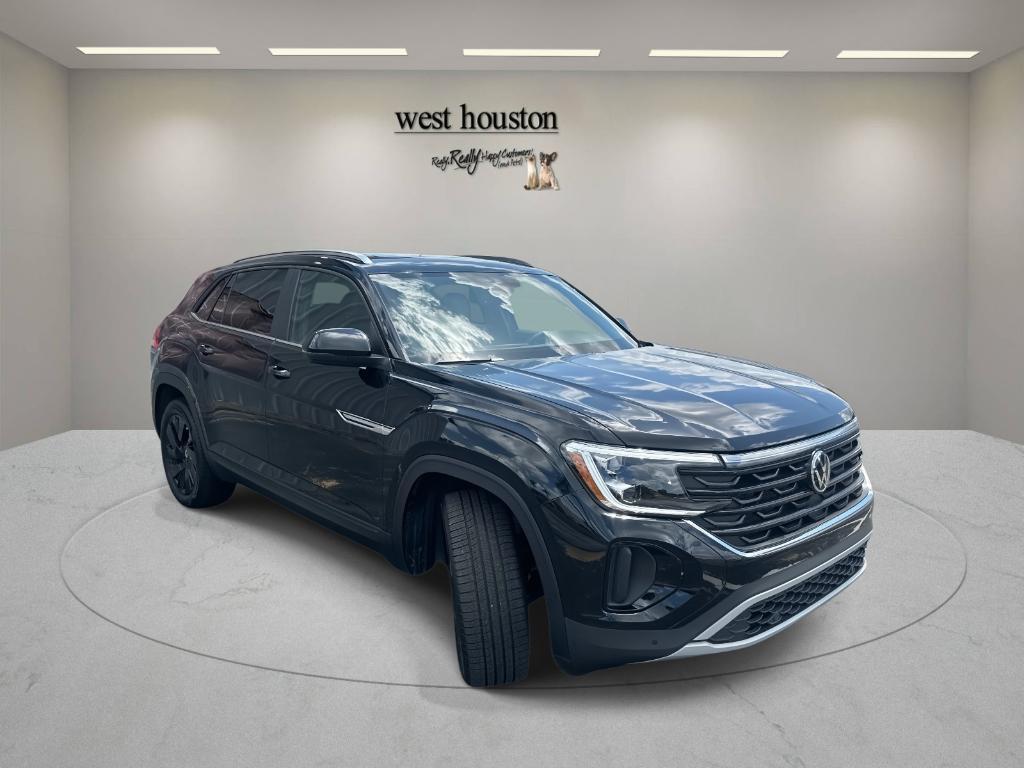 used 2025 Volkswagen Atlas Cross Sport car, priced at $39,900