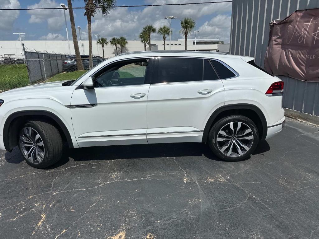 used 2022 Volkswagen Atlas Cross Sport car, priced at $33,900