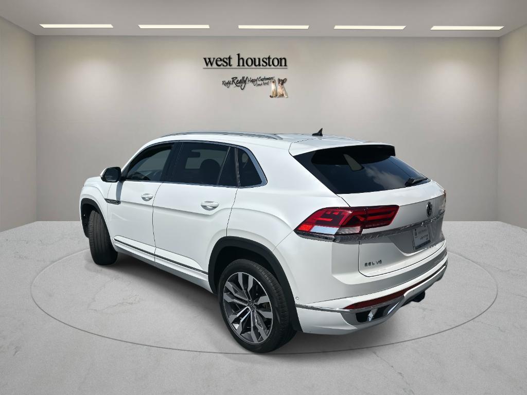 used 2022 Volkswagen Atlas Cross Sport car, priced at $33,900