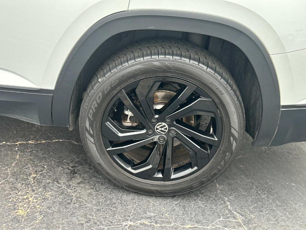 used 2022 Volkswagen Atlas car, priced at $27,900