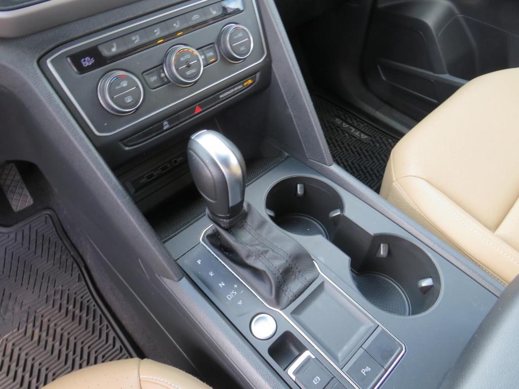 used 2020 Volkswagen Atlas Cross Sport car, priced at $16,900