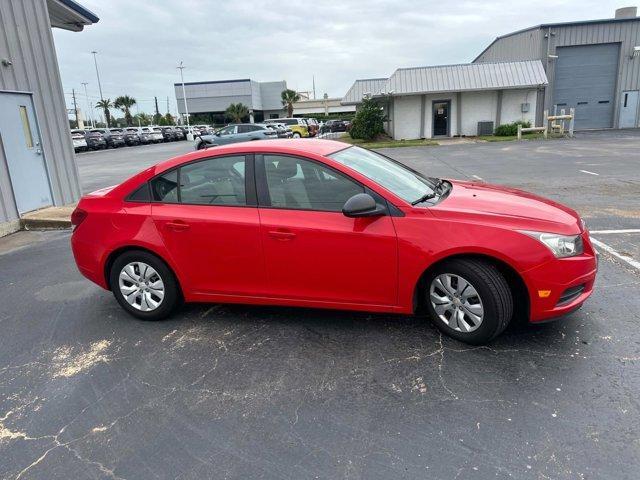 used 2014 Chevrolet Cruze car, priced at $5,900
