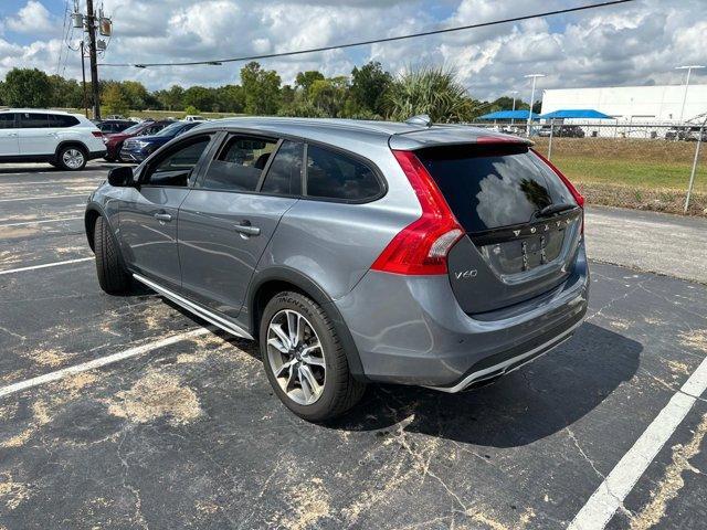 used 2018 Volvo V60 Cross Country car, priced at $17,650