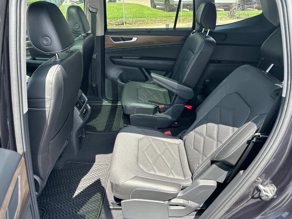 used 2024 Volkswagen Atlas car, priced at $34,650