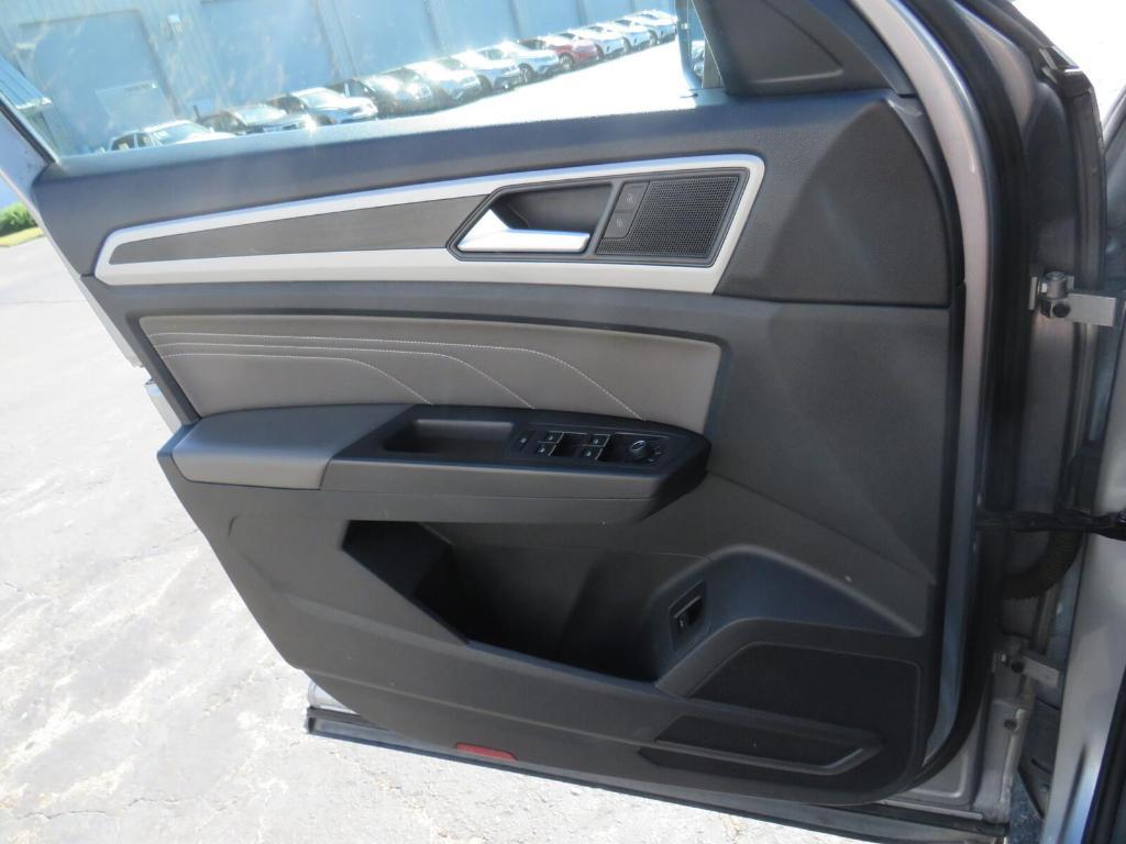 used 2022 Volkswagen Atlas car, priced at $19,247