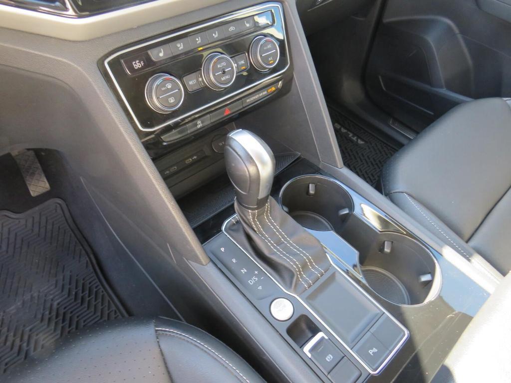 used 2022 Volkswagen Atlas car, priced at $19,247
