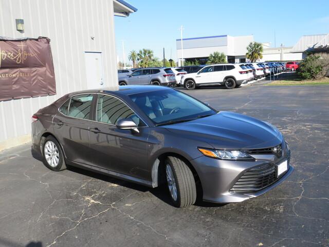 used 2018 Toyota Camry car, priced at $17,900